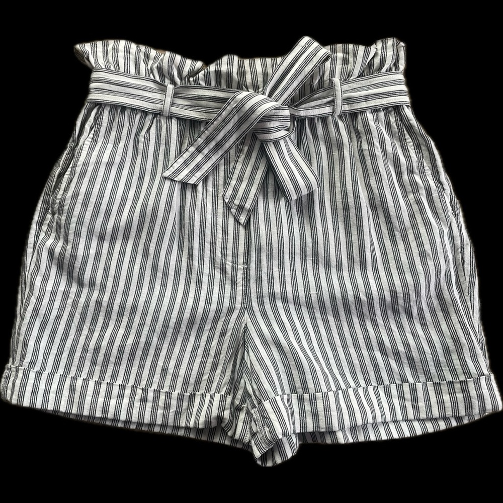 FRAME | XS | Denim Paperbag Linen Off White Multi Striped Belt Tie Shorts